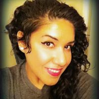 Julie Hernandez Photo 38