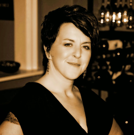 Andrea Edwards Photo 41