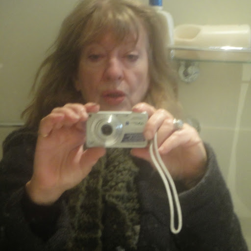 Elizabeth Gilliam Photo 39