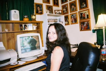 Barbara Davidson Photo 25