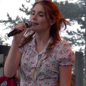 Christine Schenk Photo 31