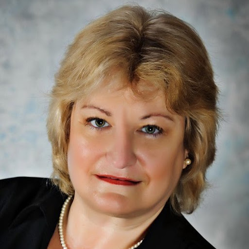 Barbara Adams Photo 18