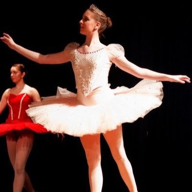 Katherine Gibson Photo 16