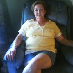 Clara Thompson Photo 30