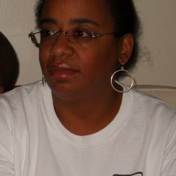 Valerie James Photo 33