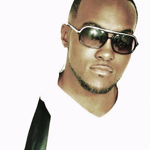 Derrick Nelson Photo 30