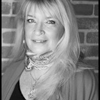 Deborah Byrnes Photo 15