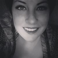 Sarah Garrison Photo 15