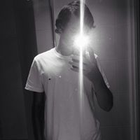 Max Allan Photo 14
