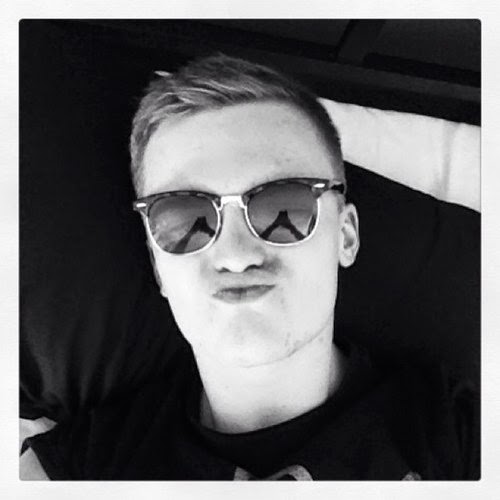 Joe Howell Photo 11