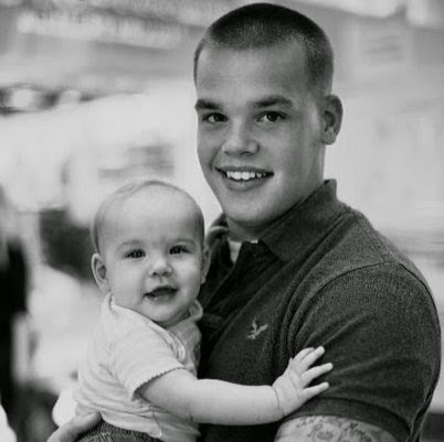 Joshua Gray Photo 53
