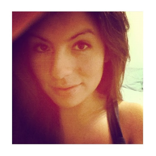 Maria Reynaga Photo 15
