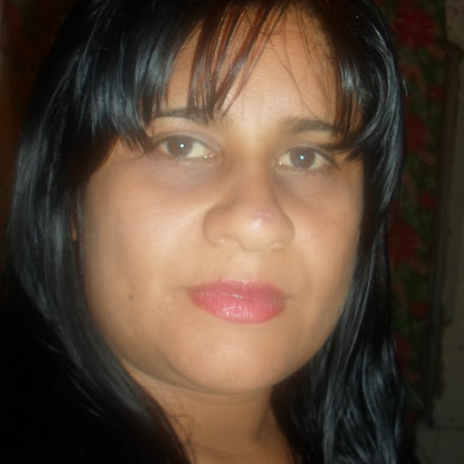 Gloria Echeverry Photo 18