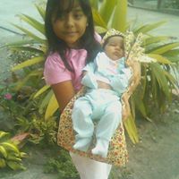 Michelle Reina Photo 22