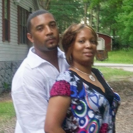 Tracey Jennings Photo 17