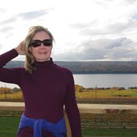 Virginia Myers Photo 26