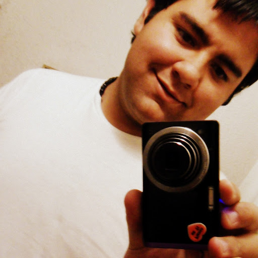 Javier Cavazos Photo 10