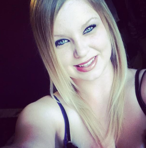 Amy Rust Photo 15