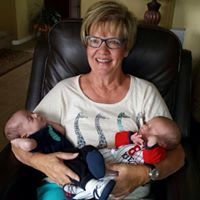Linda Workman Photo 26