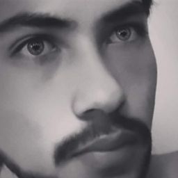 Alexander Salinas Photo 31
