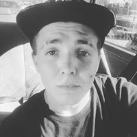 Hunter Jennings Photo 27