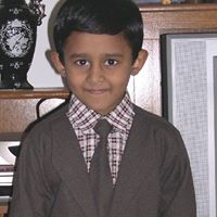 Reni Abraham Photo 20