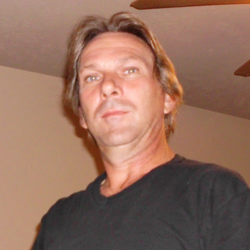 Robert Trahan Photo 34