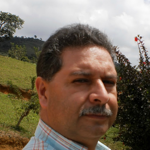 Gustavo Rivero Photo 14