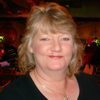 Christine Everett Photo 16