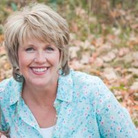 Tracy Lawson Photo 32