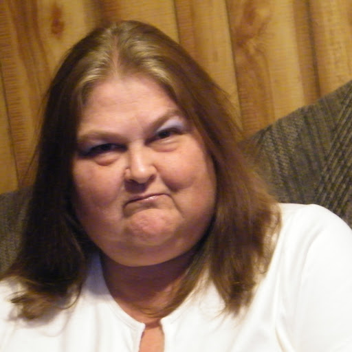 Vicki Simmons Photo 40