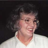 Suzanne Simmons Photo 27