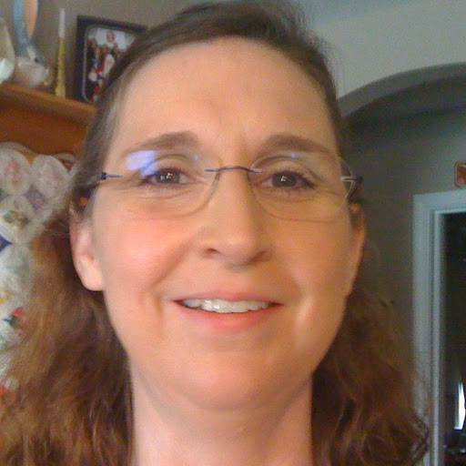 Angela Curtiss Photo 15