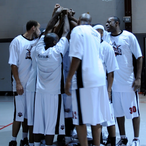 Calvin Brown Photo 20