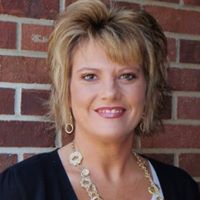 Lisa Baker Photo 35