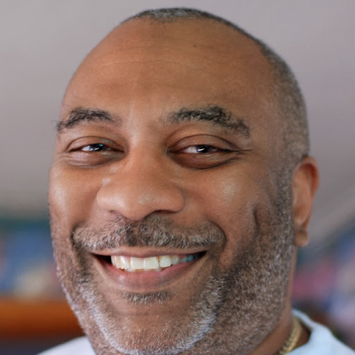 Tyrone Smith Photo 18