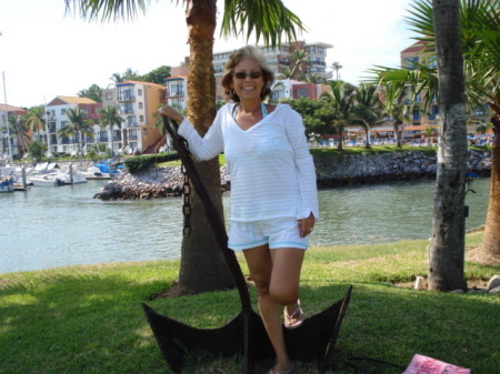 Mary Romero Photo 8