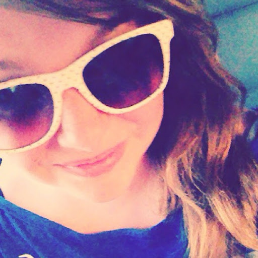 Katelyn Lewis Photo 8