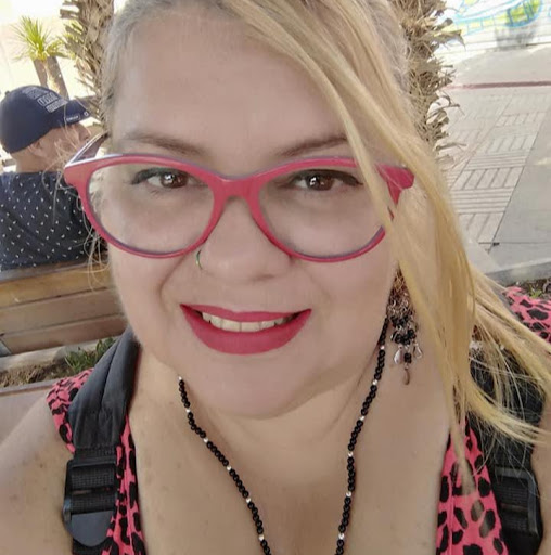 Yvette Cruz Photo 12