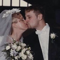 Laurie Ward Photo 8