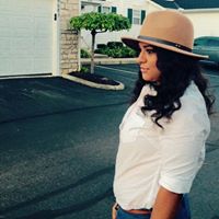 Lauren Edwards Photo 28