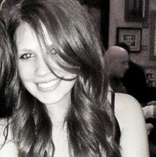 Kelly Laughlin Photo 17