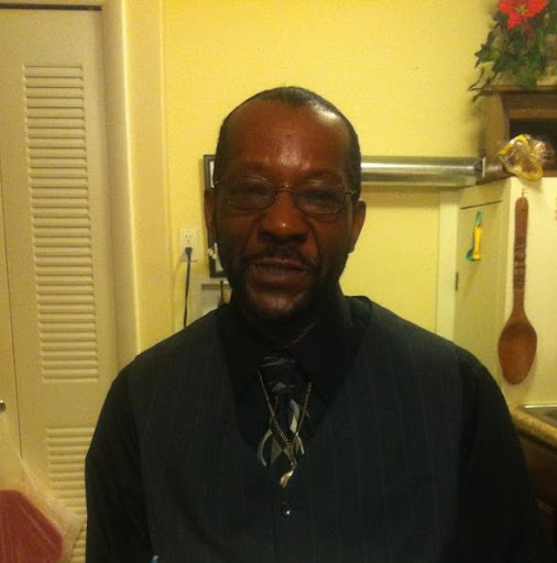 Julius Simmons Photo 34