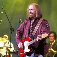 Kelly Rogers Photo 28