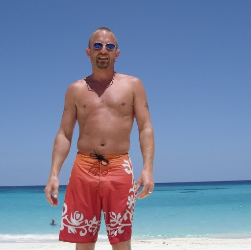 Robin Foster Photo 29
