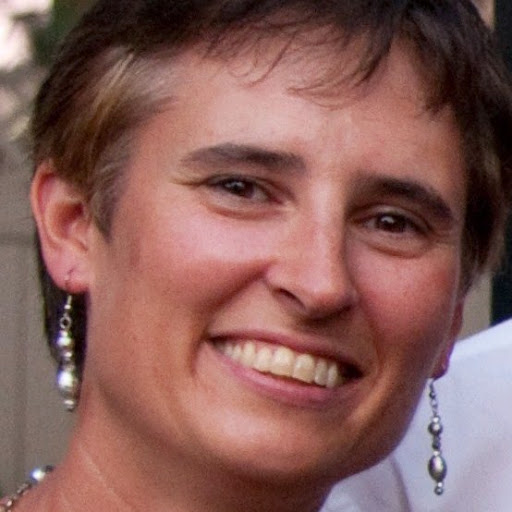 Roberta Macdonald Photo 29