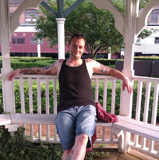 Leslie Fitzgerald Photo 31