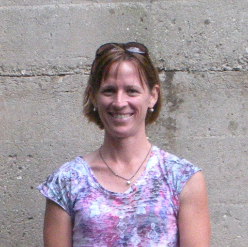 Sarah Hinton Photo 45