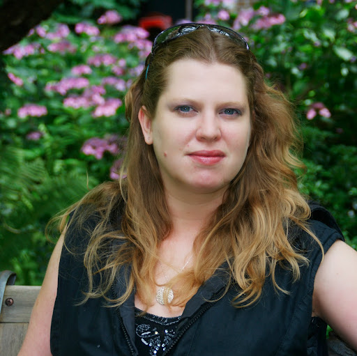 Catherine Hudson Photo 27
