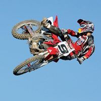 Jonathan Whitaker Photo 37
